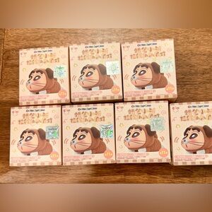 Crayon Shin-chan Flocking Papa Party Series blind box keychain collectible.